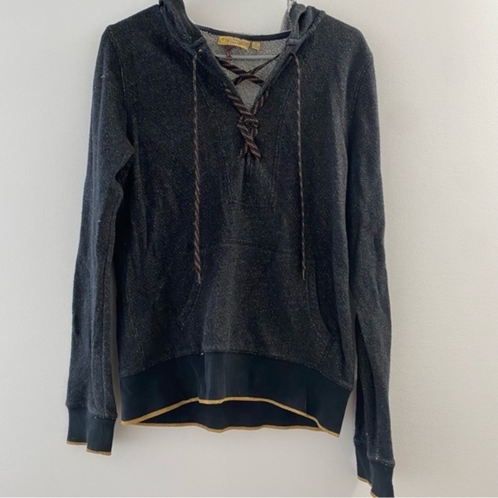 Princess Vera Wang hoodie gold threaded